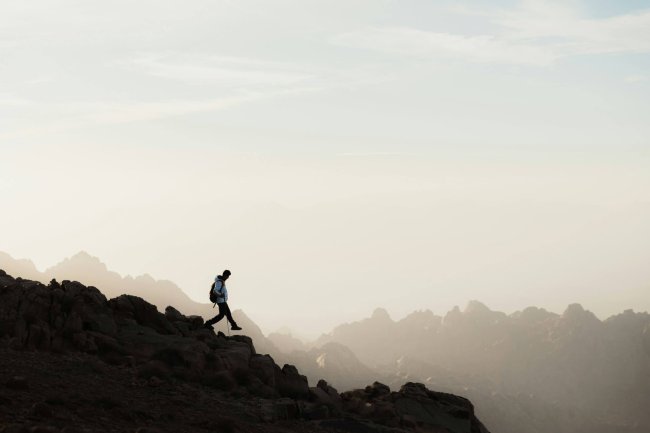 neom-gj7WgSOIIu4-unsplash